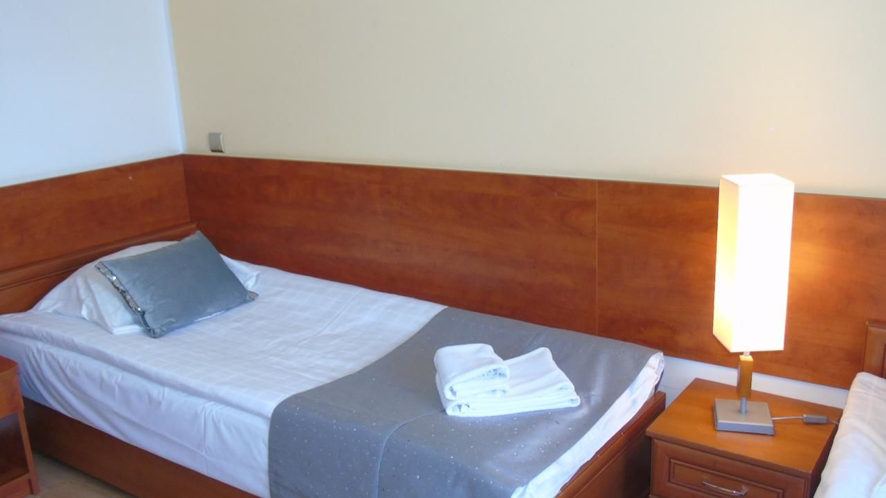 Отели типа «постель и завтрак» Hotelik Świdwin Świdwin